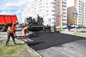 Вадим Супиков оказал содействие в ремонте дороги на улице Антонова