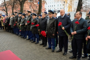 В Пензе открыли мемориальную доску в память о Почётном работнике прокуратуры Николае Павловиче Кадникове