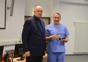 Принял участие в церемонии награждения сотрудников Федерального центра сердечно-сосудистой хирургии