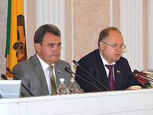 Депутаты проконтролируют, как отдыхают школьники