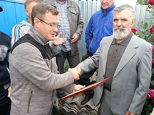 Ученики поздравили тренера с днем рождения