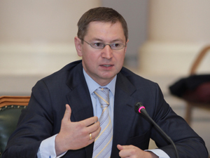 Наказы и обращения — на контроле депутата