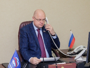 Вадим Супиков провел дистанционный прием граждан