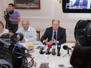 Пенсионеры должны жить лучше