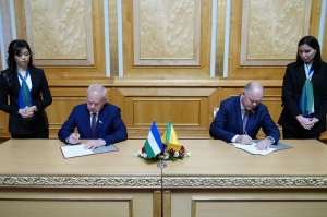 церемония подписания Соглашения о сотрудничестве между Государственным Собранием - Курултаем Республики Башкортостан и Законодательным  Собранием Пензенской области