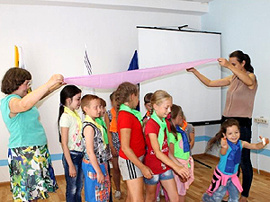 В микрорайоне «КПД» прошло мероприятие для детей «Мир вокруг нас»