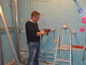 Помощь в ремонте социального приюта для детей и подростков