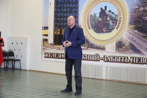 Вручение удостоверений вновь избранным председателям уличных комитетов