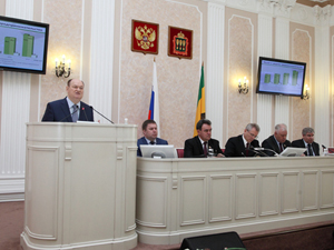 Губернатор Василий Бочкарев отчитался о работе правительства