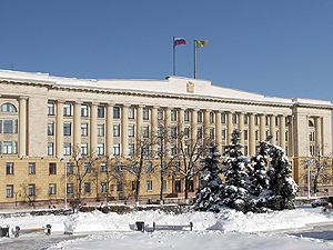 Жителям сурского края предлагают оценить работу чиновников в 2015 году