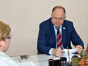 Вадим Супиков провел первый прием граждан в этом году