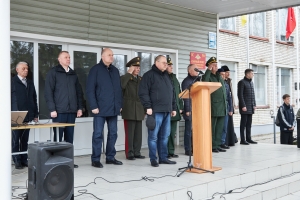 Принял участие в торжественной отправке новобранцев первого весеннего призыва на комплектование Вооруженных Сил РФ