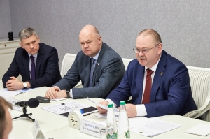 Принял участие в рабочем совещании Министра транспорта РФ Виталия Геннадьевича Савельева с Губернатором Пензенской области Олегом Владимировичем Мельниченко