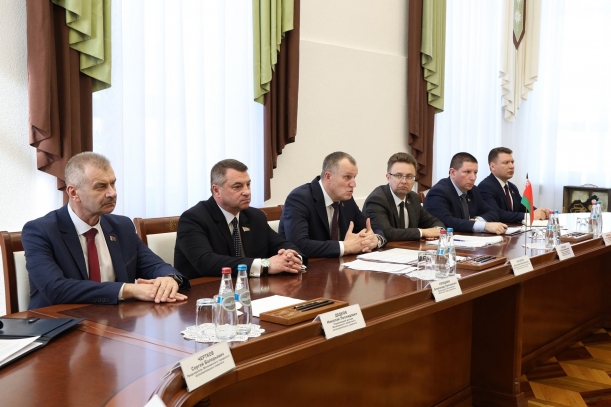 Рабочая встреча губернатора Пензенской области Олега Владимировича Мельниченко с председателем Могилёвского областного исполнительного комитета Республики Беларусь Анатолием Михайловичем Исаченко