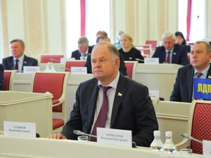 Депутаты приняли в окончательной редакции закон о сохранении региональных льгот для людей старшего возраста