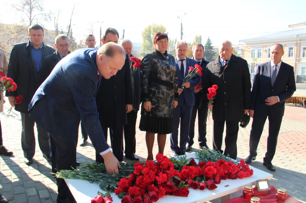 P58mOjviYII.jpg P58mOjviYII.jpg