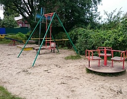 Завезен песок на детские площадки Железнодорожного района Пензы 
