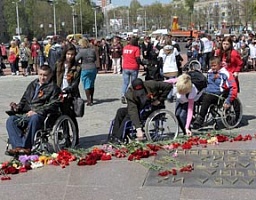 В Пензе в канун Дня Победы состоялась акция с участием инвалидов-колясочников