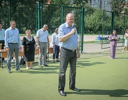 Вадим Супиков поздравил с Днем физкультурника коллективы Железнодорожного района