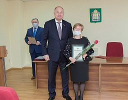 Вадим Супиков поздравил с 30-летием коллектив Министерства госимущества Пензенской области