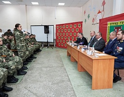 Встреча с участниками учебно-тренировочных сборов отряда содействия полиции «Тигр»