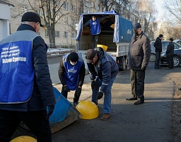 Вадим Супиков оказал содействие в установке бетонных полусфер у школы № 47 г. Пензы