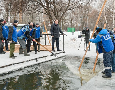 В районе ГПЗ – 24 начали готовить крещенскую купель