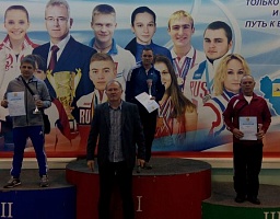 Награждены победители Первенства Пензенской области по боксу среди юношей и девочек