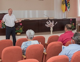 Встреча с депутатами Собрания Представителей Каменского района