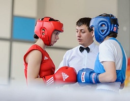 Во Дворце единоборств «Воейков» стартовали соревнования Первенства Пензенской области по боксу