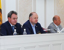 Вадим Супиков провёл заседание профильного комитета 
