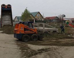 Благоустроена территория около детской площадки в Железнодорожном районе Пензы