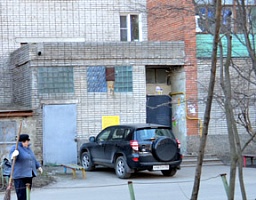 В доме на улице Луначарского отремонтировали электропроводку