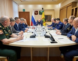 Заседание регионального Правительства, под председательством Губернатора Олега Владимировича Мельниченко