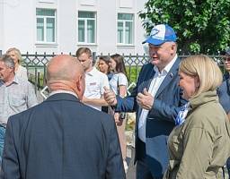 Пензенские единороссы проверили качество выполнения работ по реконструкции улицы Колхозной