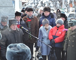 В Пензе открыт памятник жителям блокадного Ленинграда