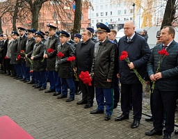 В Пензе открыли мемориальную доску в память о Почётном работнике прокуратуры Николае Павловиче Кадникове