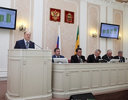 Губернатор Василий Бочкарев отчитался о работе правительства