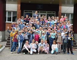 Вадим Супиков проверил качество организации детского отдыха в пришкольных лагерях
