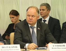 Вадим Супиков в составе делегации Пензенской области работает в Брянске