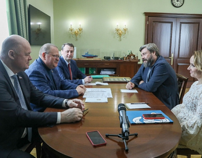 Рабочая встреча Губернатора Олега Владимировича Мельниченко с Уполномоченным по правам ребенка в России Марией Алексеевной Львовой-Беловой