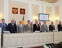 Депутаты утвердили отчет об исполнении областного бюджета за 2015 год 