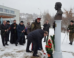 В кадетской школе открыли памятник генералу Слепцову