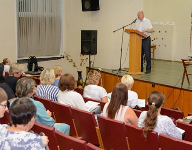 Вадим Супиков провел встречу с жителями Железнодорожного района