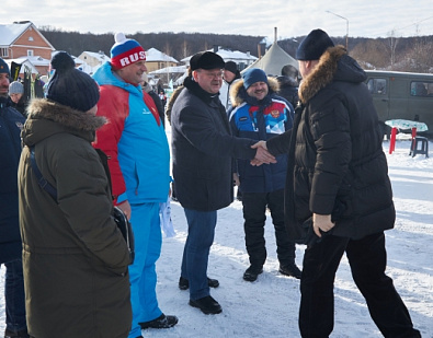 Церемония открытия XXI соревнований по лыжным гонкам памяти Дмитрия Шорникова