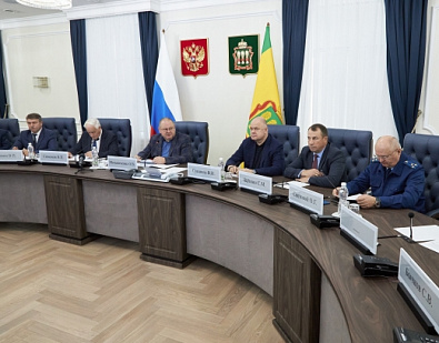 Заседание Правительства Пензенской области под председательством Губернатора региона Олега Владимировича Мельниченко