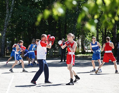 Для студентов проведён мастер-класс по боксу