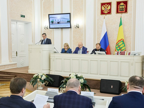 Завершили формирование повестки очередной сессии регионального парламента совместным заседанием комитетов