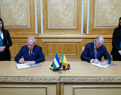 церемония подписания Соглашения о сотрудничестве между Государственным Собранием - Курултаем Республики Башкортостан и Законодательным  Собранием Пензенской области