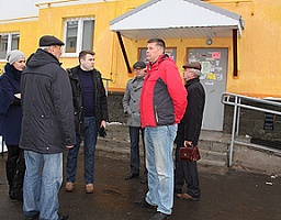 В доме на улице Чапаева проверили качество горячего водоснабжения